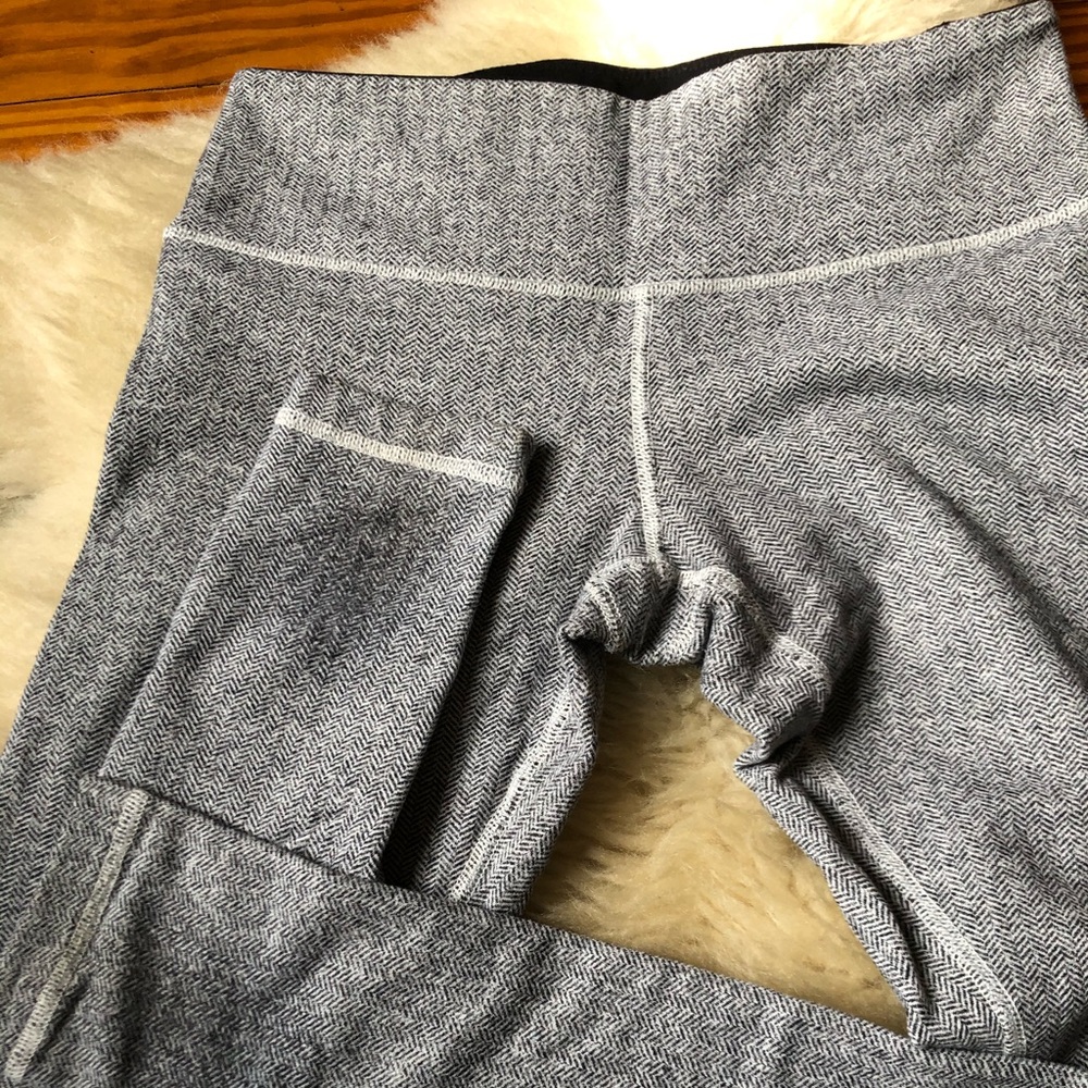 Lululemon wunder under 28” Herringbone leggings